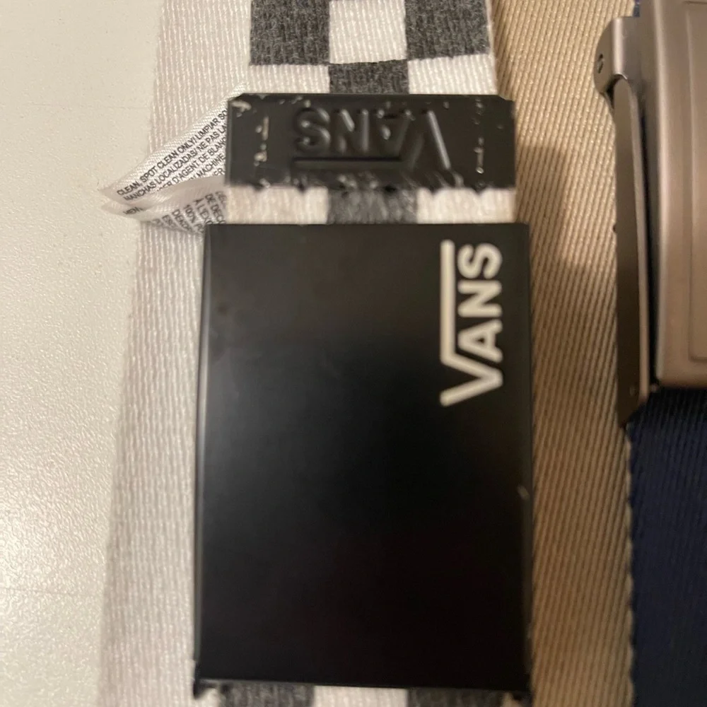 Two large beautiful men’s belts vans and Champions in very good conditions.